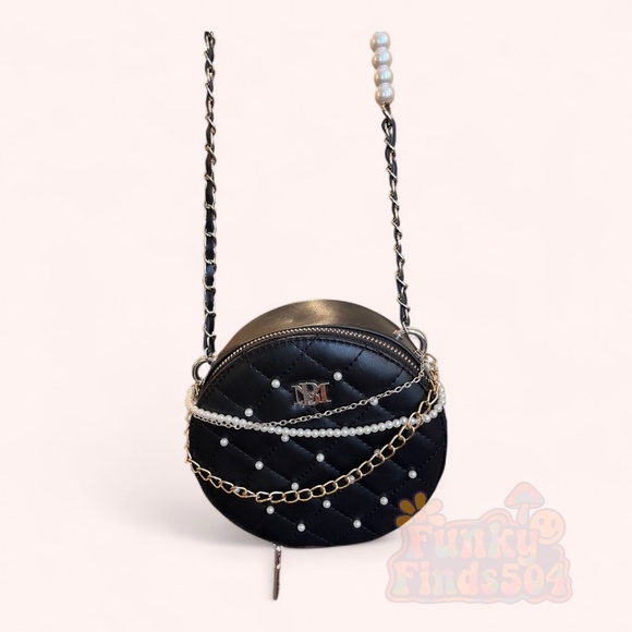 Badgley Mischka Black Quilted Round Mini Shoulder Bag Pearl Gold Chain Crossbody - Picture 8 of 13